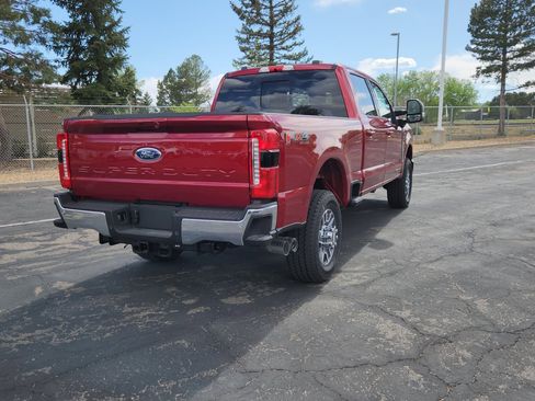New 2025 Ford F350 Lariat w/ FX4 Off-Road Package AWD/4WD image 13