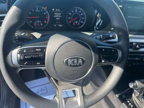 Used 2021 Kia K5 LXS image 16