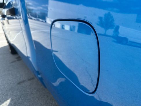 Used 2023 RAM 1500 Big Horn AWD/4WD image 40