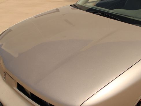 Used 1997 Oldsmobile Cutlass Supreme SL FWD image 36