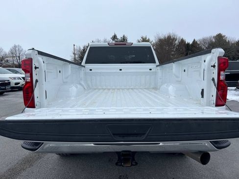 Used 2025 Chevrolet Silverado 2500 LT w/ Convenience Package AWD/4WD image 17