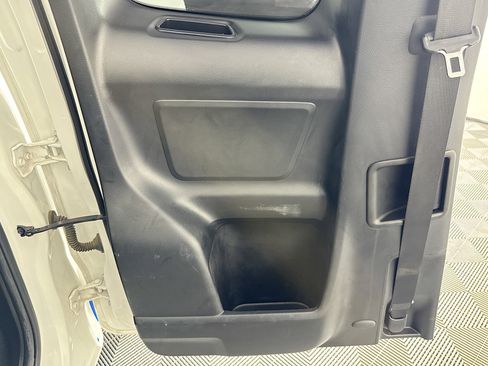 Used 2022 Toyota Tacoma SR image 23