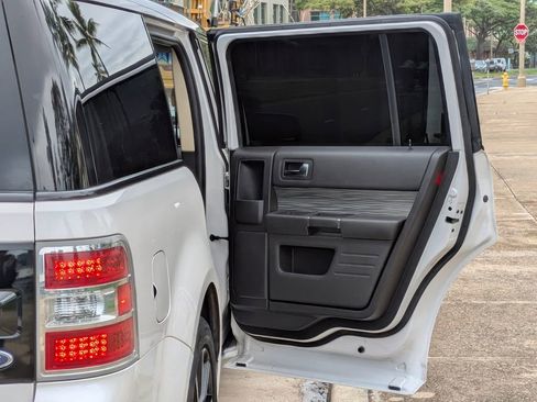 Used 2018 Ford Flex Limited w/ Equipment Group 301A image 14