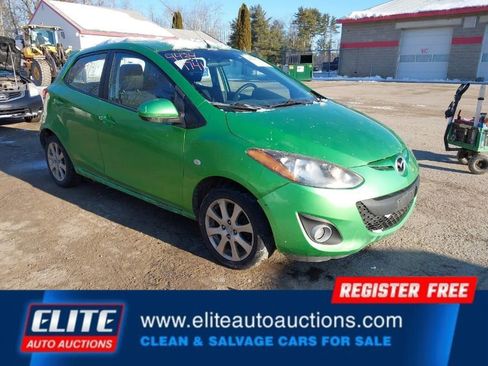 Used 2012 MAZDA MAZDA2 Touring image 2