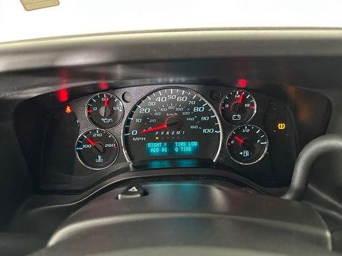 Used 2024 GMC Savana 2500 w/ Driver Convenience Package RWD image 13