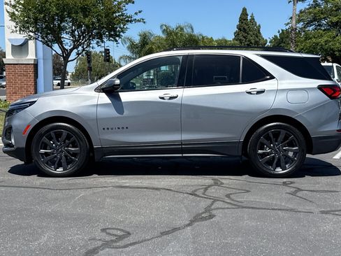 Used 2023 Chevrolet Equinox RS FWD image 8