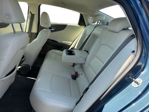 Used 2024 Chevrolet Malibu LT FWD image 16