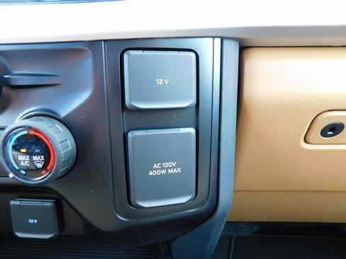 New 2025 Ford F350 XLT image 40