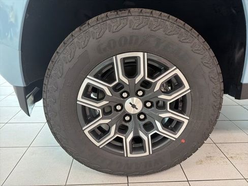 New 2026 Chevrolet Colorado Z71 w/ Technology Package AWD/4WD image 11