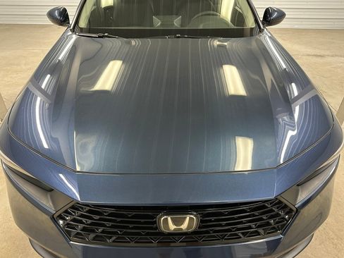 Used 2024 Honda Accord EX image 37