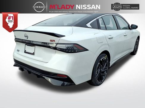 New 2026 Nissan Sentra SR image 7