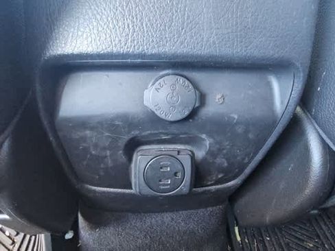 Used 2015 Kia Sorento EX image 23