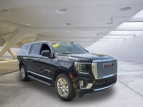 Used 2024 GMC Yukon XL Denali AWD/4WD image 1