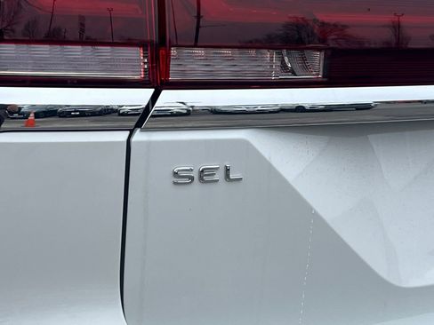 New 2026 Volkswagen Atlas SEL Premium R-Line image 7