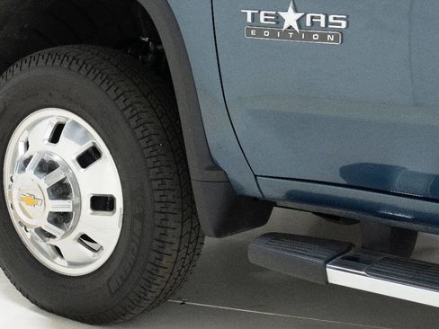 Used 2025 Chevrolet Silverado 3500 LTZ w/ LTZ Texas Edition AWD/4WD image 88