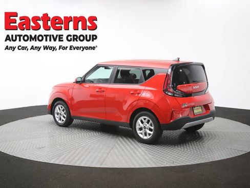 Used 2025 Kia Soul LX w/ LX Technology Package FWD image 63