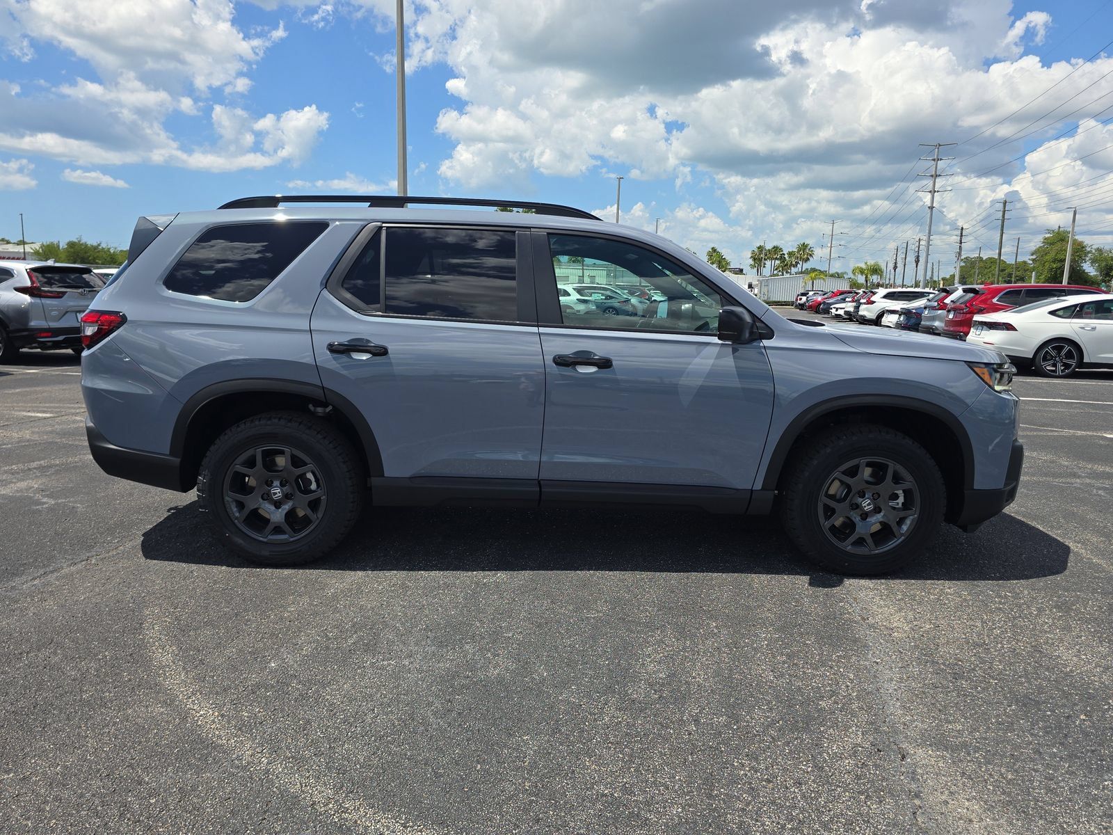 New 2026 Honda Pilot TrailSport image 3