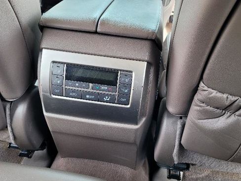 Used 2016 Lexus GX 460 w/ Premium Package image 13