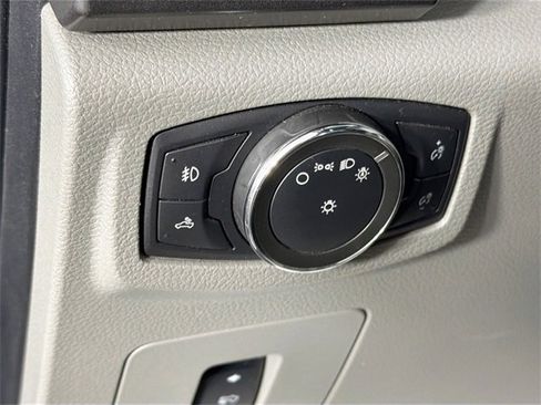 Used 2016 Ford F150 XLT w/ Equipment Group 302A Luxury image 10