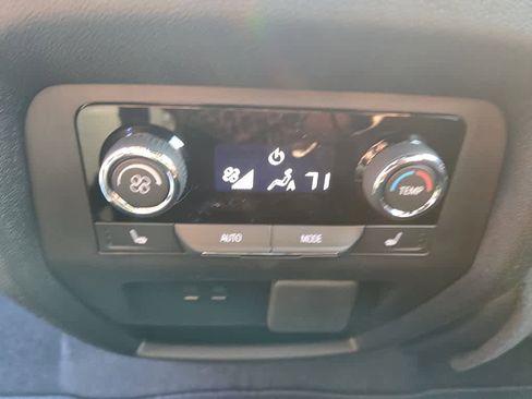 New 2026 Chevrolet Traverse RS image 32