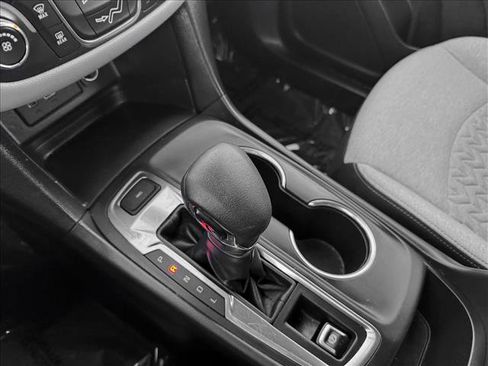 Used 2024 Chevrolet Equinox LS image 16