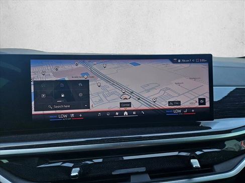 Used 2024 BMW X6 xDrive40i w/ Executive Package image 13