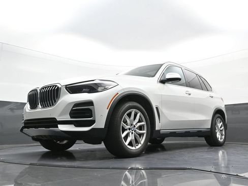 Used 2023 BMW X5 xDrive40i w/ Premium Package AWD/4WD image 23
