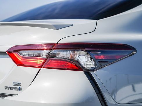 Used 2023 Toyota Camry SE image 10