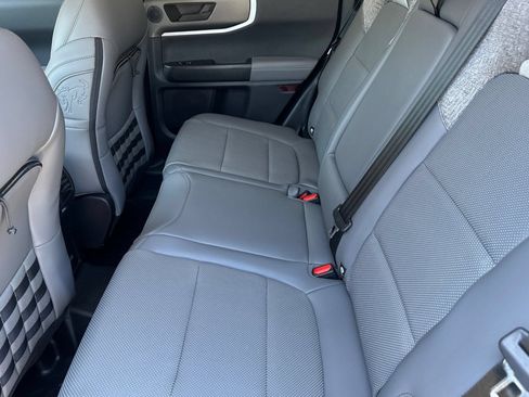 New 2026 Ford Bronco Sport Badlands w/ Badlands Tech Package AWD/4WD image 11