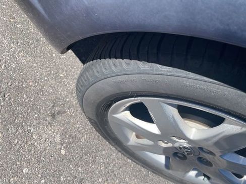 Used 2006 Toyota Avalon XL image 9