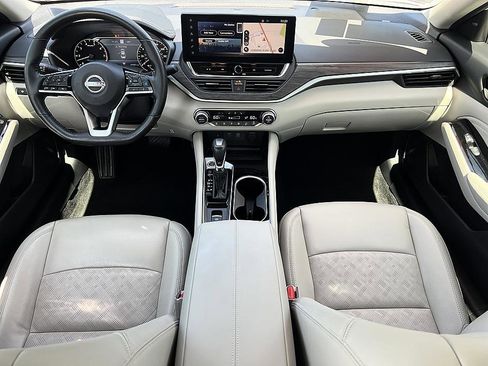 Certified 2023 Nissan Altima 2.5 SL FWD image 18