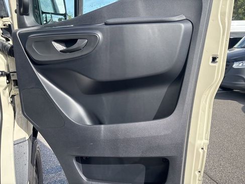 New 2026 Mercedes-Benz Sprinter 2500 image 21