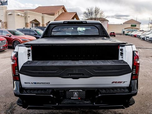 Used 2024 Chevrolet Silverado EV RST image 38