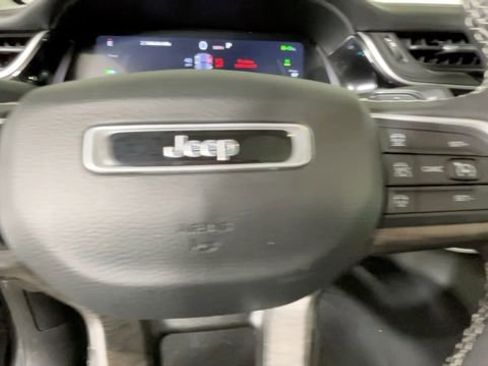 Used 2023 Jeep Grand Cherokee 4WD 4xe image 23