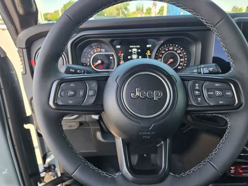 New 2026 Jeep Gladiator Rubicon AWD/4WD image 22