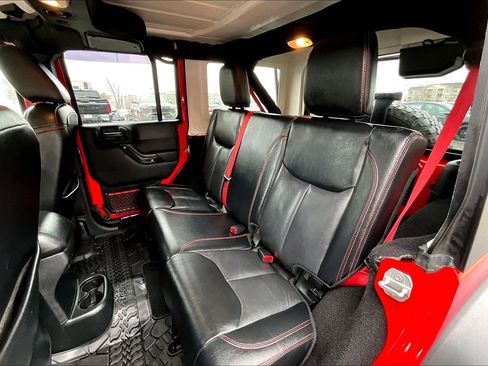 Used 2018 Jeep Wrangler Unlimited Rubicon image 22