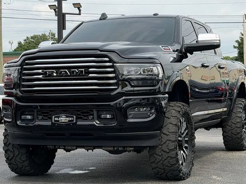Used 2022 RAM 3500 Limited AWD/4WD image 13