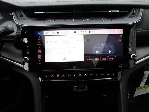 New 2026 Jeep Grand Cherokee Limited w/ Limited Altitude Package AWD/4WD image 19