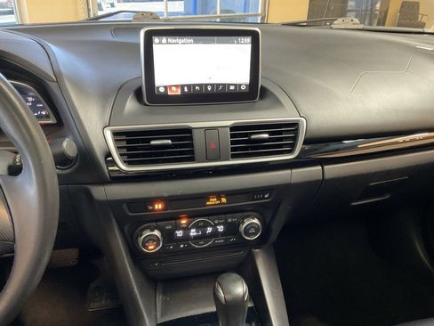 Used 2014 MAZDA MAZDA3 i Grand Touring image 15