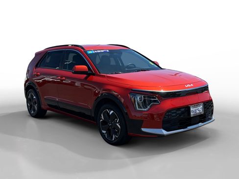 Used 2023 Kia Niro Wind FWD image 7