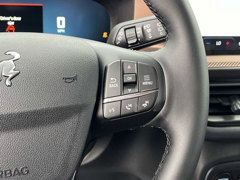 Used 2025 Ford Bronco Sport Outer Banks w/ Outer Banks Tech Package+ AWD/4WD image 29