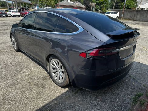 Used 2020 Tesla Model X AWD/4WD image 5