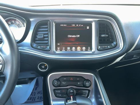 Used 2015 Dodge Challenger SXT w/ Driver Convenience Group image 22