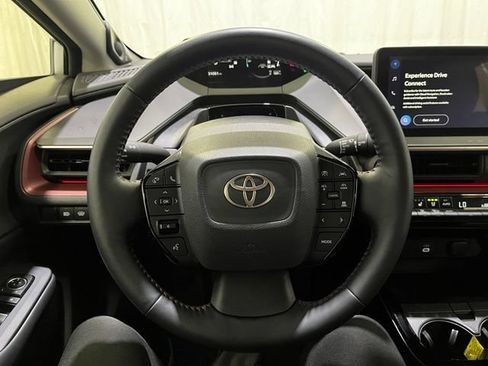 Used 2023 Toyota Prius Prime Premium FWD image 17