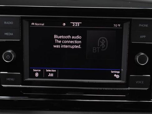 Used 2024 Volkswagen Taos S image 33