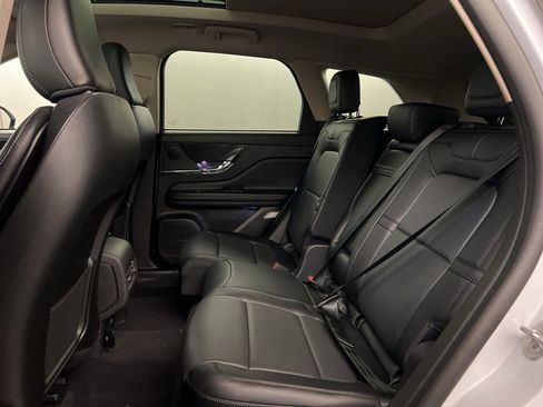 New 2026 Lincoln Corsair Reserve image 31