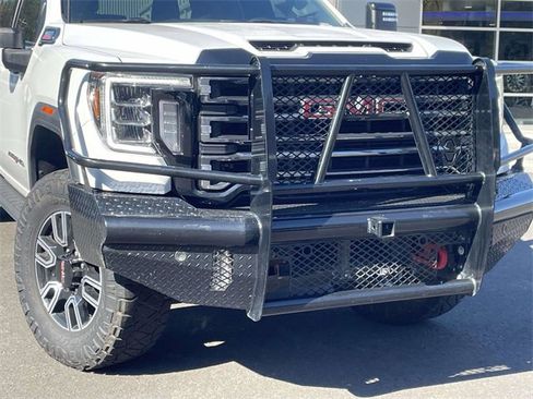Used 2022 GMC Sierra 2500 AT4 w/ Gooseneck/5TH Wheel Package image 2