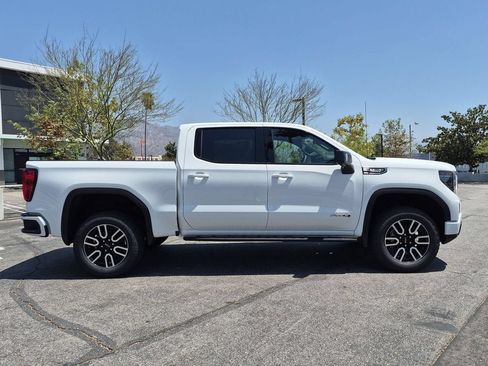 New 2026 GMC Sierra 1500 AT4 w/ AT4 Premium Package AWD/4WD image 2