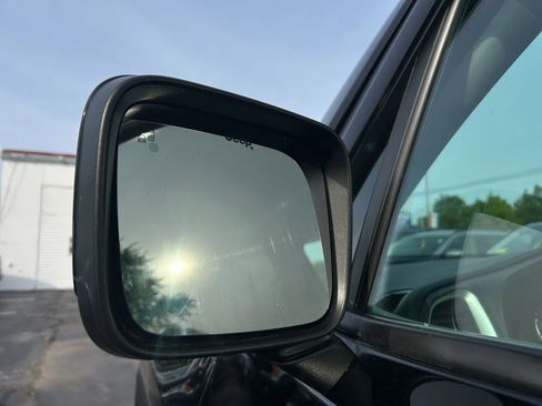 Used 2021 Jeep Renegade Latitude w/ Convenience Group image 23