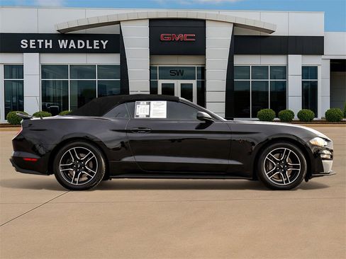 Used 2022 Ford Mustang GT Premium image 8